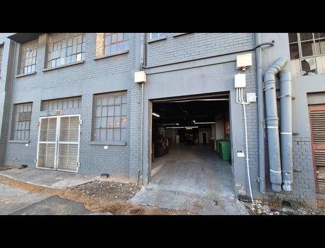 440M² WAREHOUSE TO LET IN UMBILO